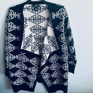 Black & White Pattern Cardigan🖤